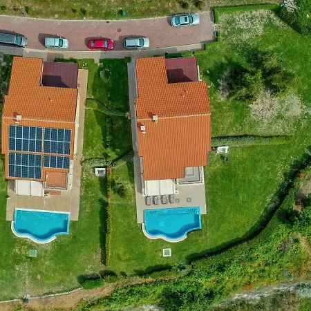 At Lighthouse Golf By Parnas Estate