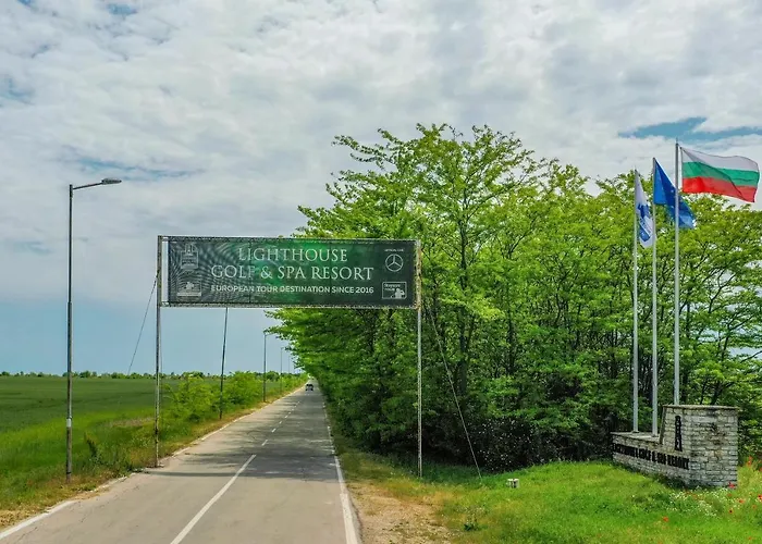 At Lighthouse Golf By Parnas Estate Balchik