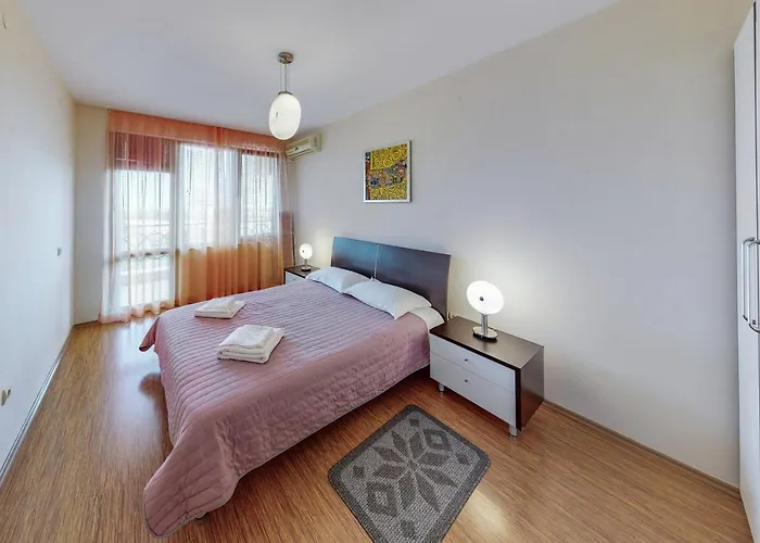 At Lighthouse Golf By Parnas Estate Appart hôtel *