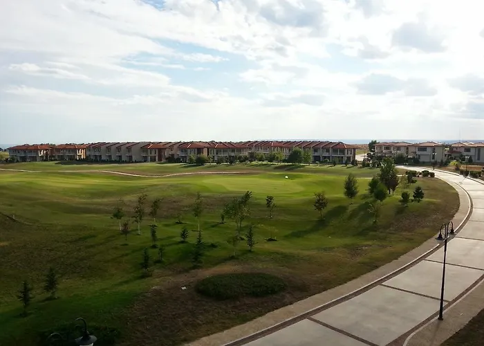 At Lighthouse Golf By Parnas Estate Balchik