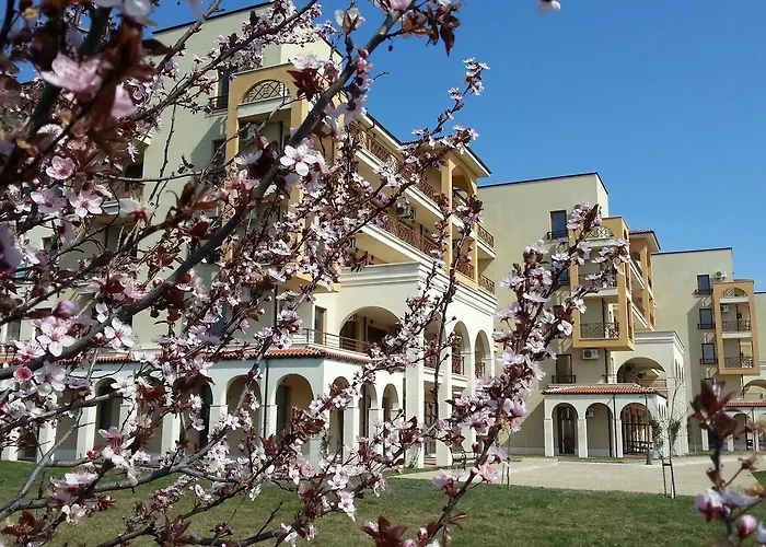 Appart hôtel At Lighthouse Golf By Parnas Estate *