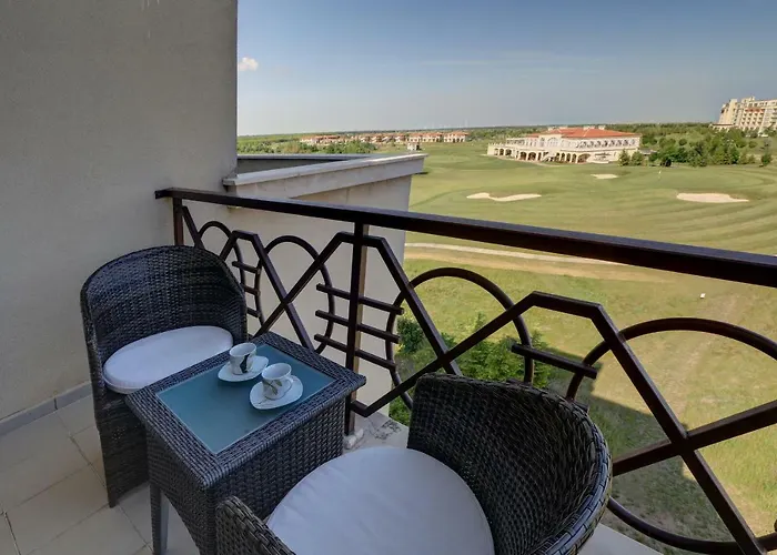 Appart hôtel At Lighthouse Golf By Parnas Estate