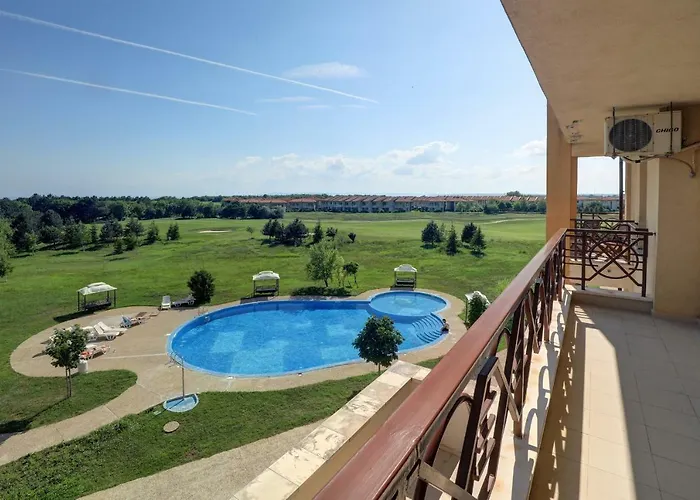 Appart hôtel At Lighthouse Golf By Parnas Estate Balchik