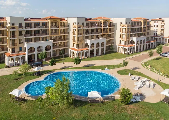 Appart hôtel At Lighthouse Golf By Parnas Estate