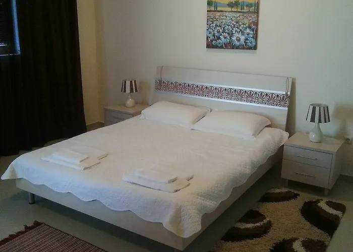 At Lighthouse Golf By Parnas Estate *