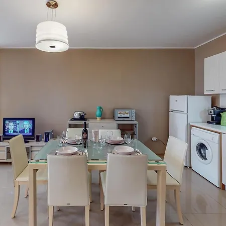 At Lighthouse Golf By Parnas Estate Ξενοδοχείο με διαμερίσματα *